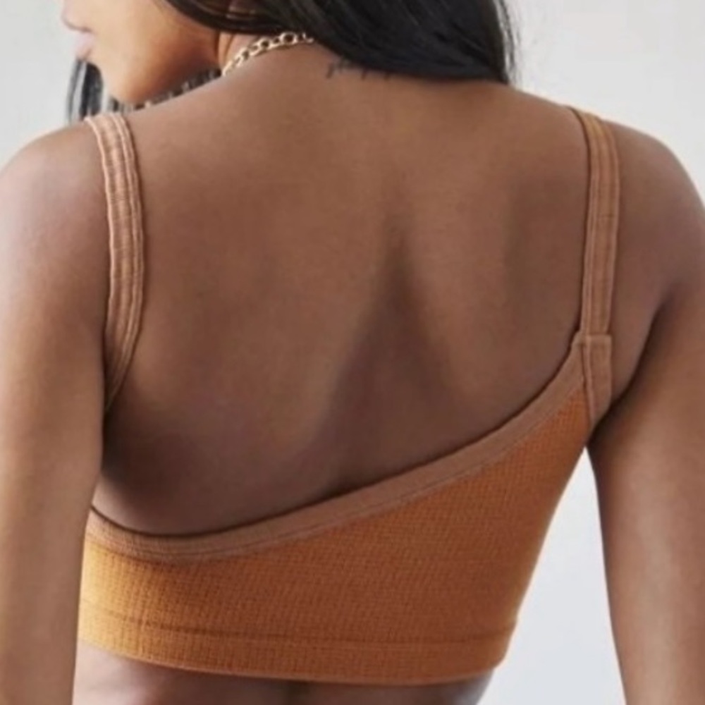 Out From Under Honeycomb Seamless Bra Top Asymmetrical Back Crop Top